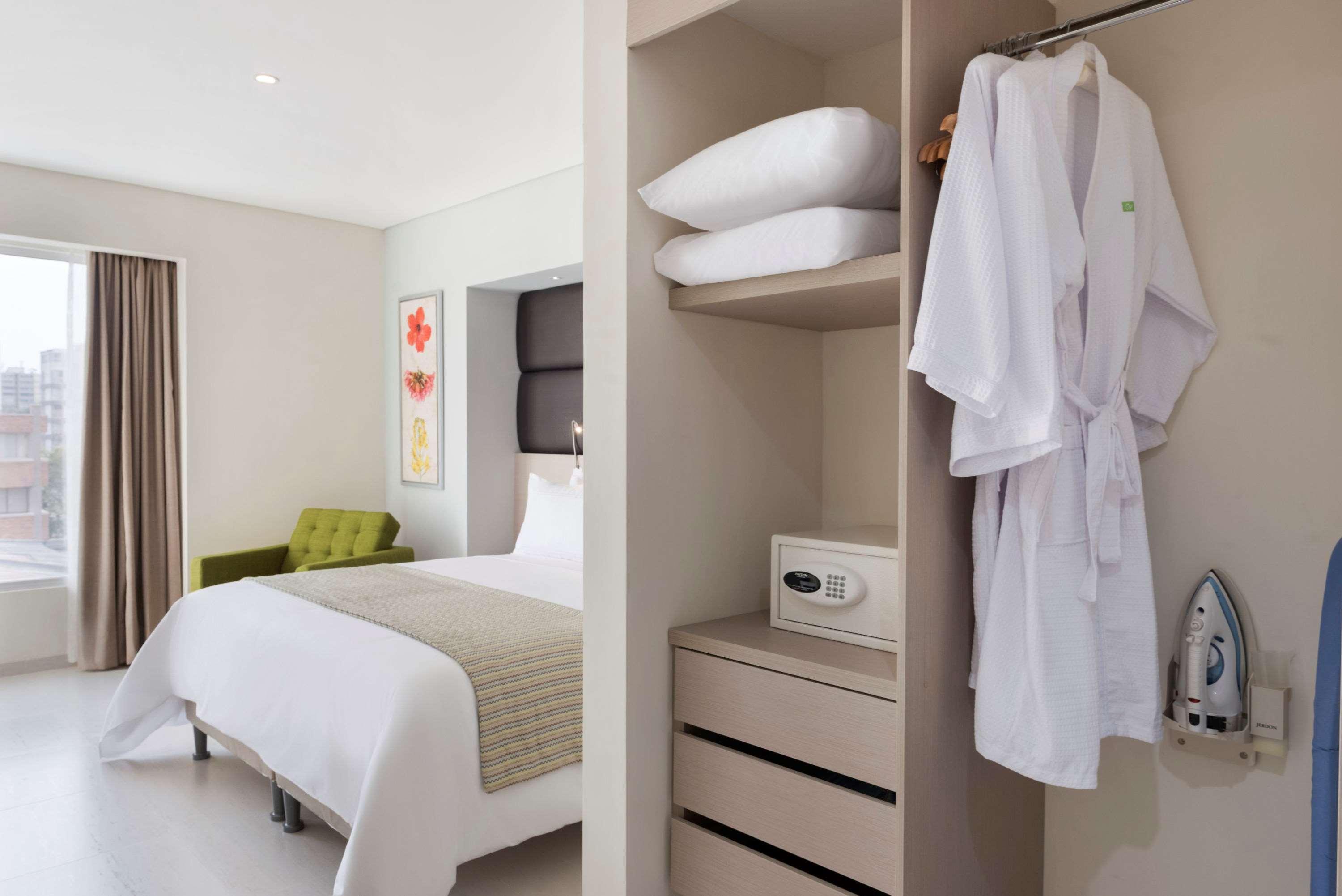 Отель Wyndham Garden Barranquilla Экстерьер фото