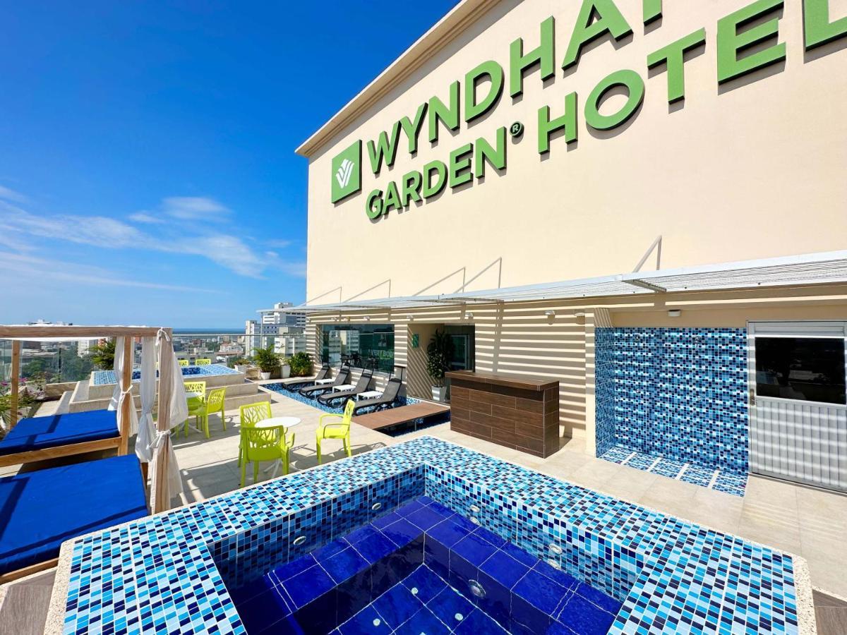Отель Wyndham Garden Barranquilla Экстерьер фото
