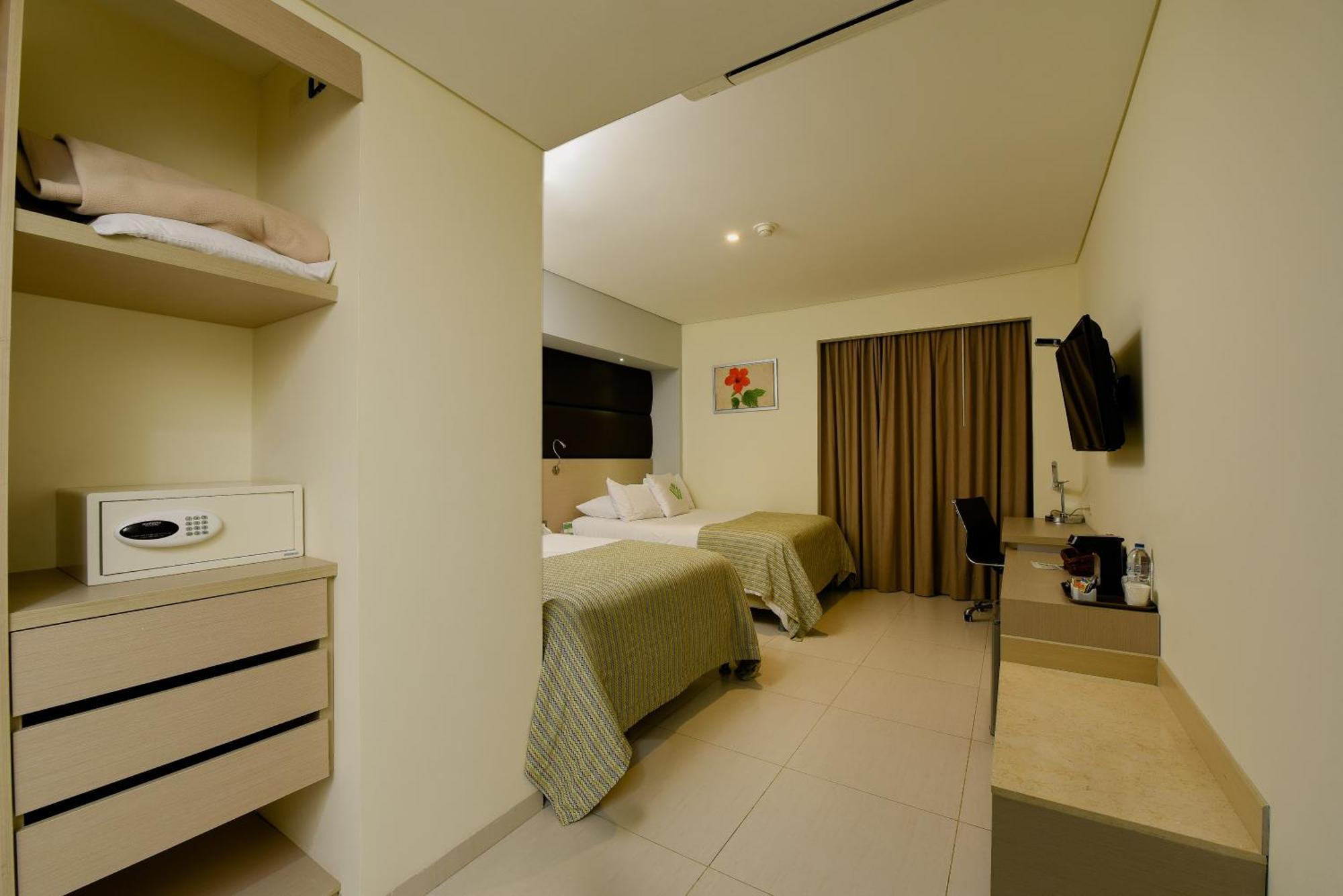 Отель Wyndham Garden Barranquilla Экстерьер фото
